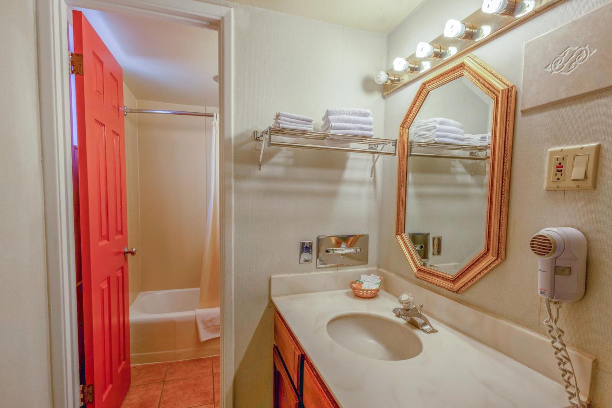 Royal By Belvilla I-40 Motel Gallup