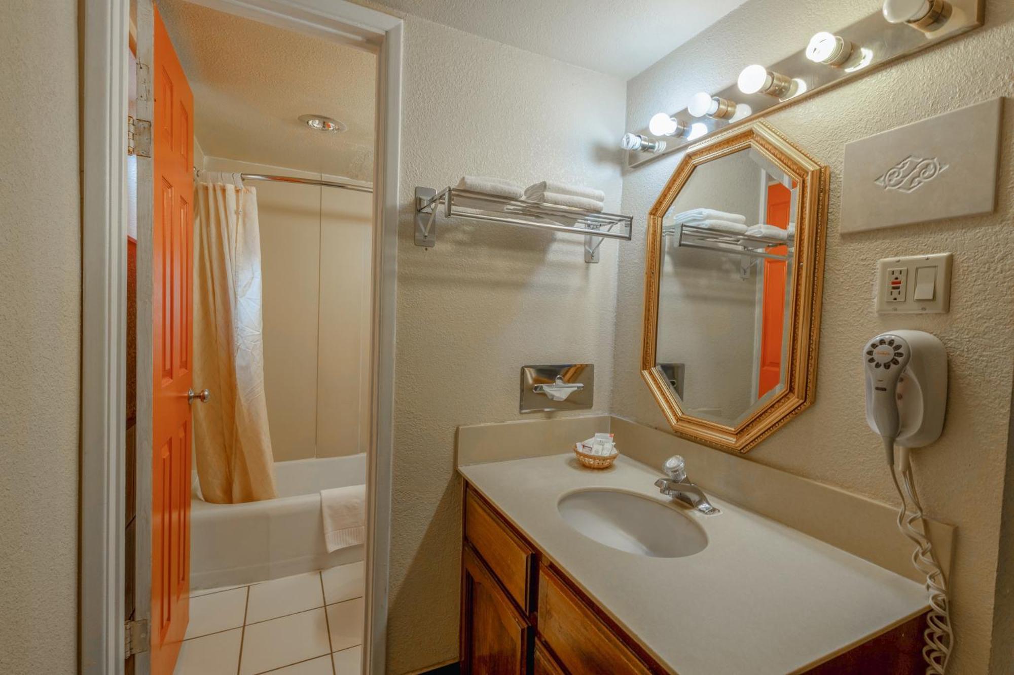 Royal By Belvilla I-40